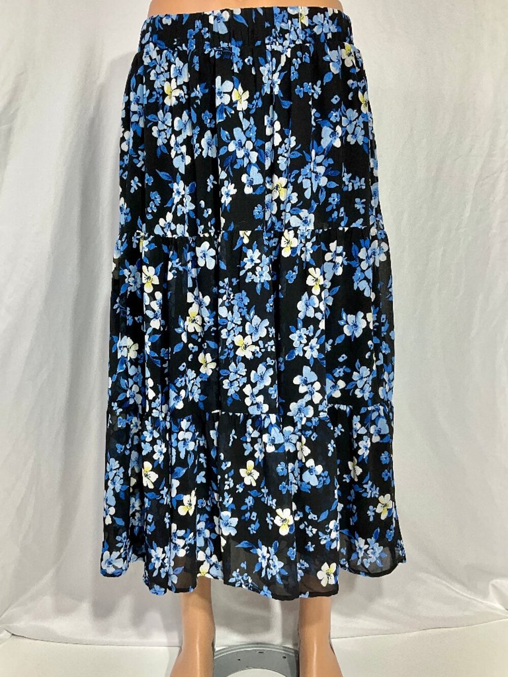 Torrid Size 1 (1X) Maxi Skirt Blue Floral Womens Flowy Lined Cottagecore 4149188